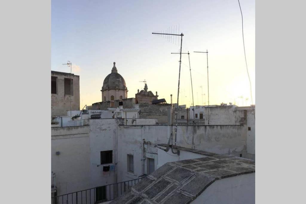 Historic Apartment In Centre Of City 100M To Sea モノーポリ エクステリア 写真